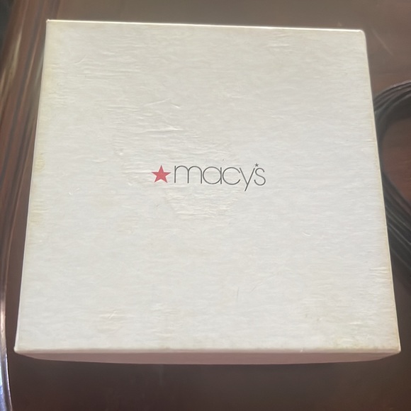 Shell necklace - Picture 4 of 4